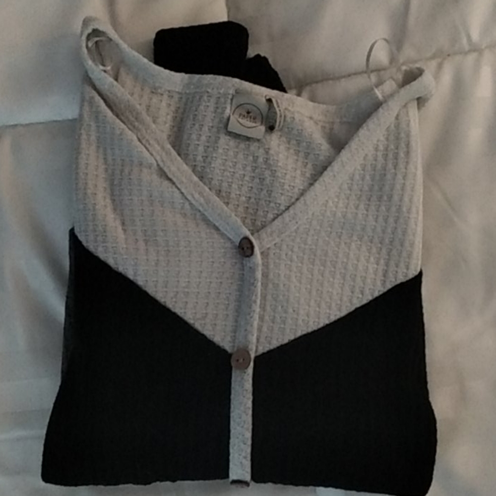 Bottom knot top